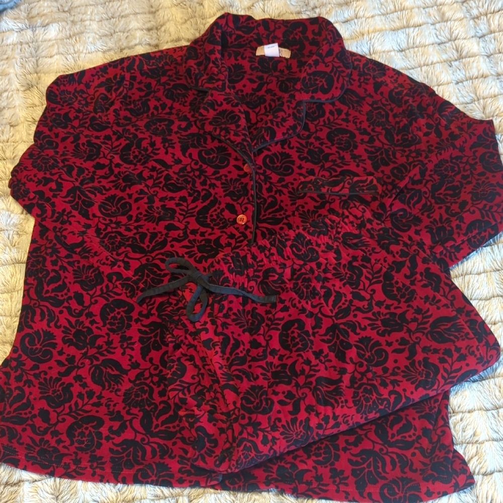 Cabernet Velour Pajama Set